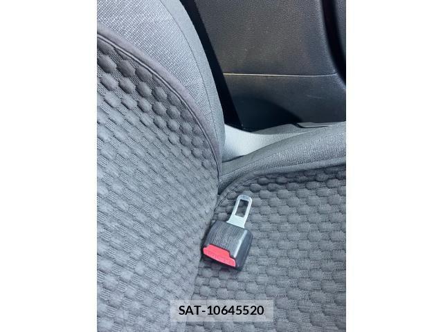 VolksWagen GOLF 2021-08 7981558-21