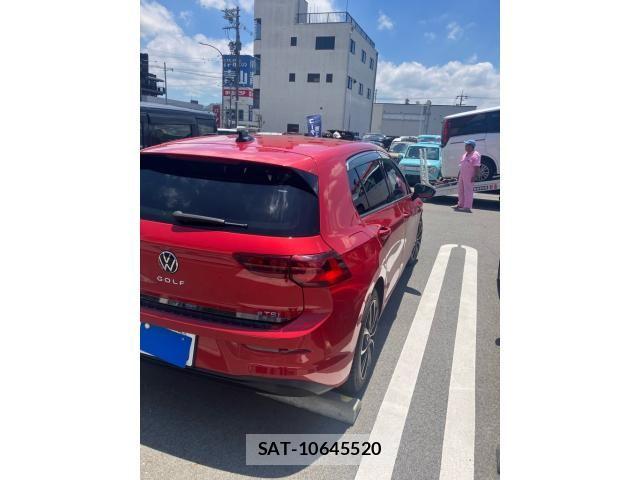 VolksWagen GOLF 2021-08 7981558-5