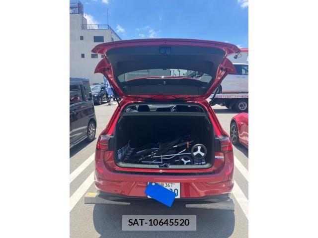 VolksWagen GOLF 2021-08 7981558-6