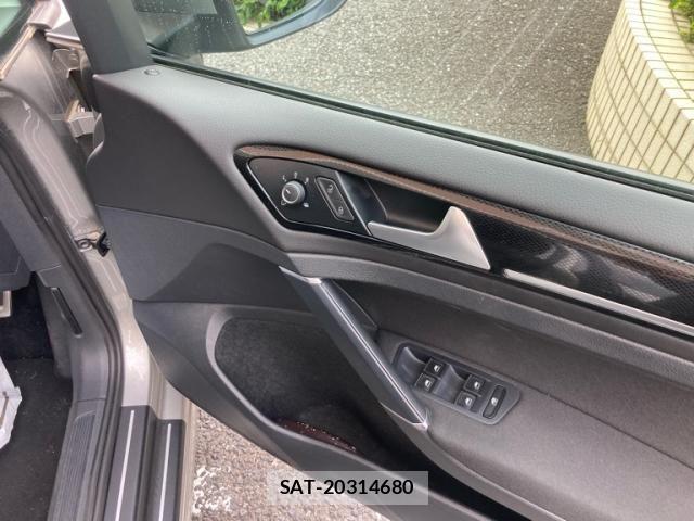 VolksWagen GOLF 2013-12 7981562-9