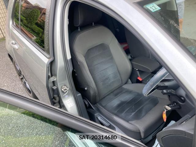 VolksWagen GOLF 2013-12 7981562-10