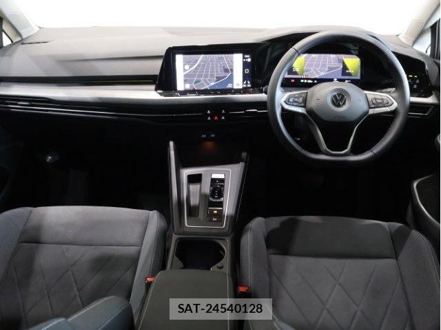 VolksWagen GOLF 2022-03 7981557-17