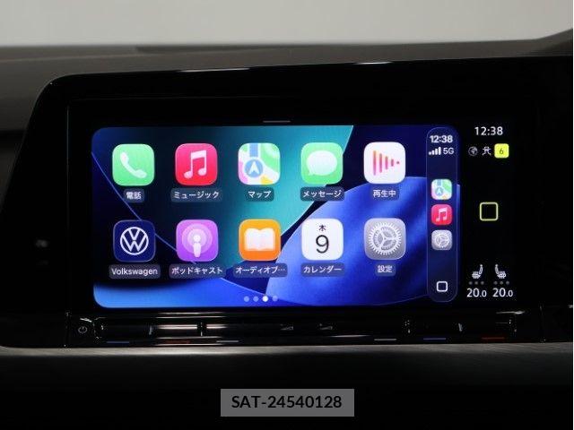 VolksWagen GOLF 2022-03 7981557-27