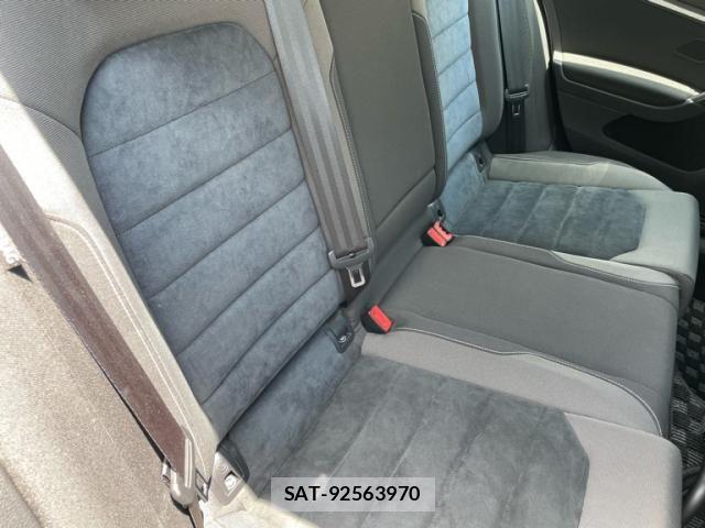 VolksWagen GOLF 2015-10 8039160-15