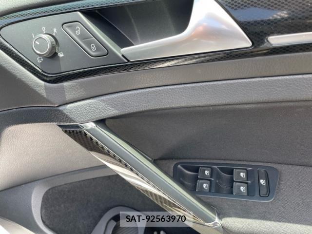 VolksWagen GOLF 2015-10 8039160-19