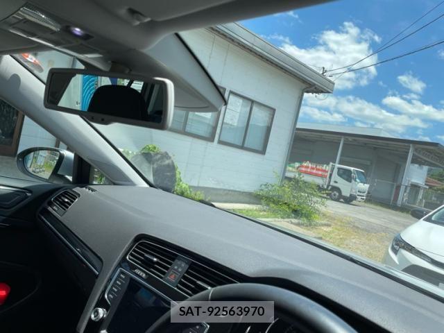 VolksWagen GOLF 2015-10 8039160-23