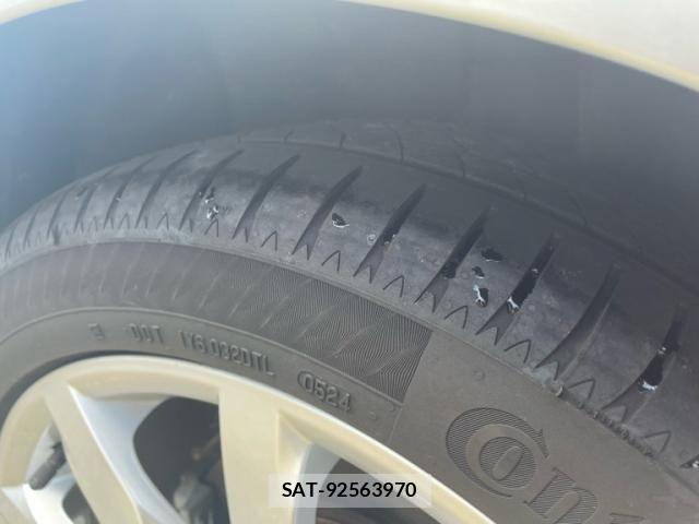 VolksWagen GOLF 2015-10 8039160-6