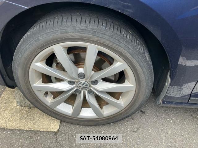 VolksWagen GOLF 2014-11 8039161-9