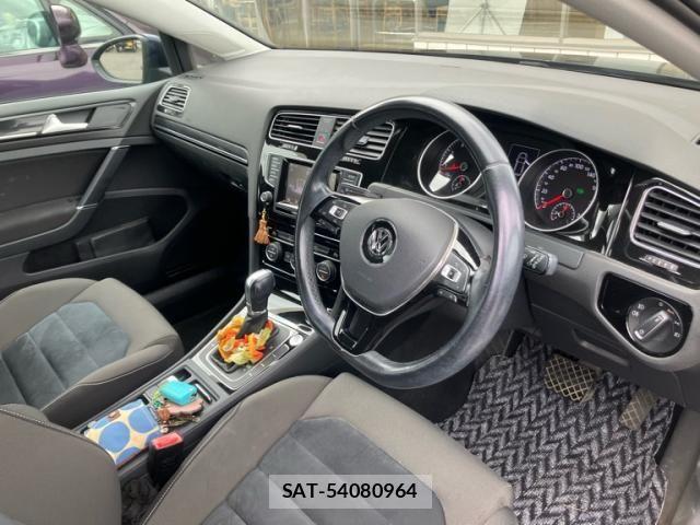 VolksWagen GOLF 2014-11 8039161-11