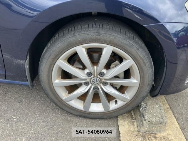 VolksWagen GOLF 2014-11 8039161-2