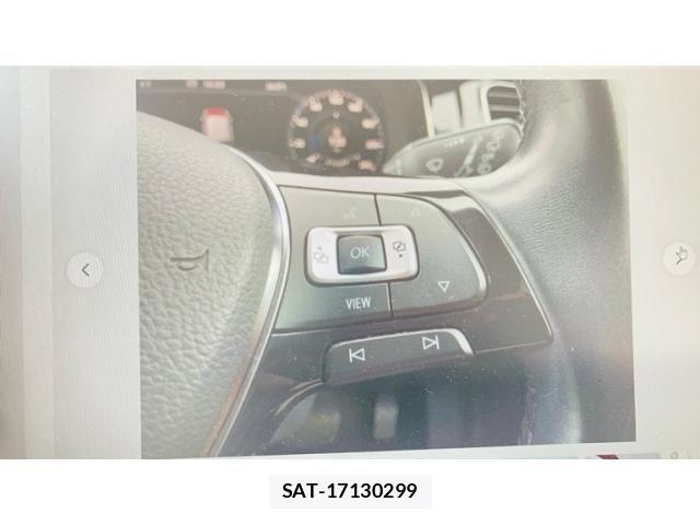 VolksWagen GOLF 2019-01 8039159-27