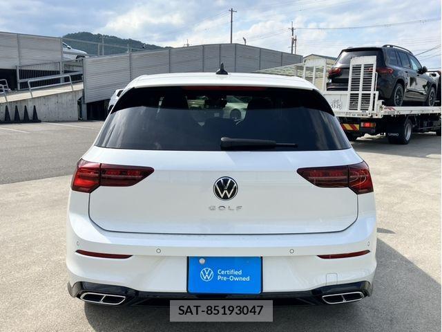 VolksWagen GOLF 2022-08 8076127-11