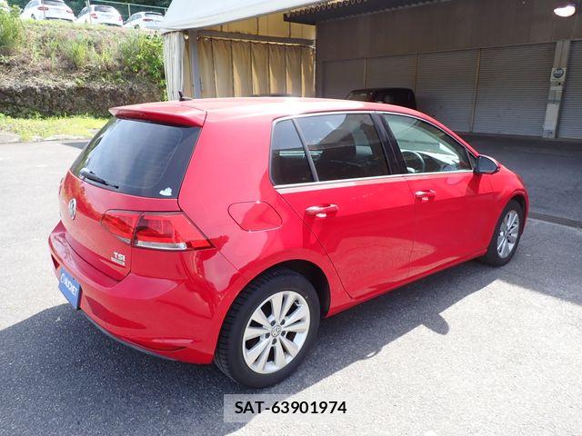 VolksWagen GOLF 2014-02 8076125-6