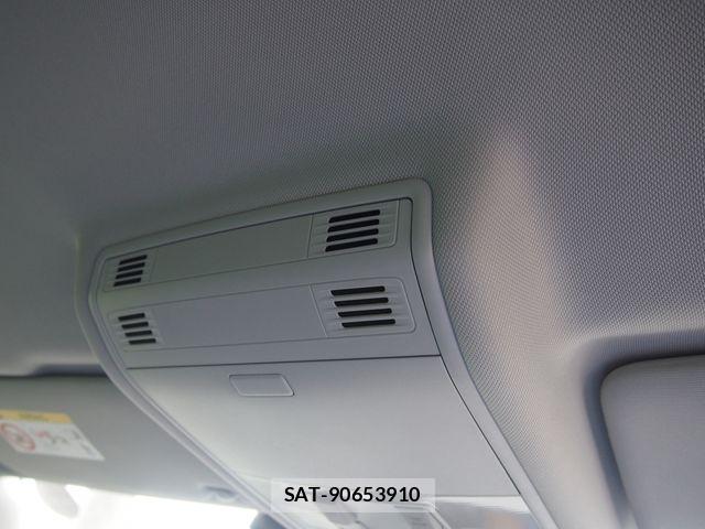 VolksWagen GOLF 2018-05 8076128-15