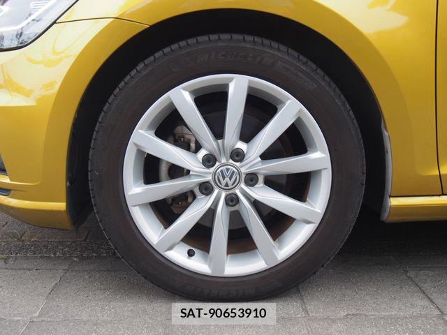 VolksWagen GOLF 2018-05 8076128-19