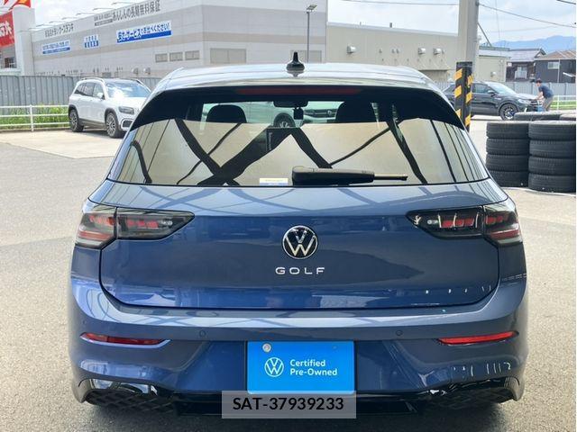 VolksWagen GOLF 2025-02 8076126-14