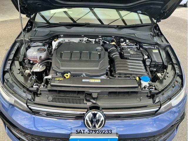 VolksWagen GOLF 2025-02 8076126-16