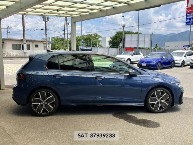 VolksWagen GOLF 2025-02 8076126-5
