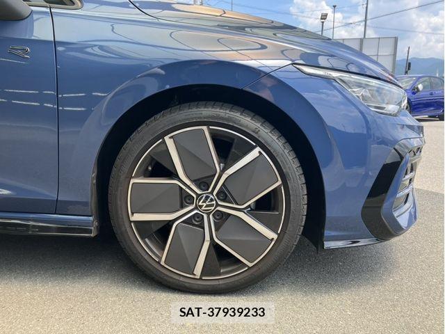 VolksWagen GOLF 2025-02 8076126-6