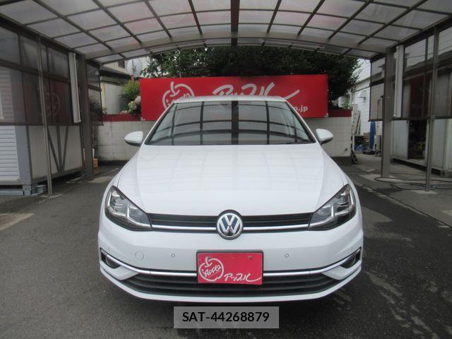 VolksWagen GOLF 2019-08 8102695-10