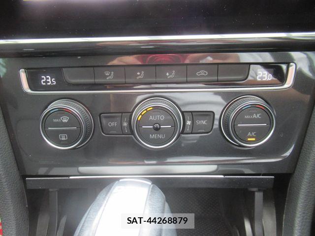 VolksWagen GOLF 2019-08 8102695-18