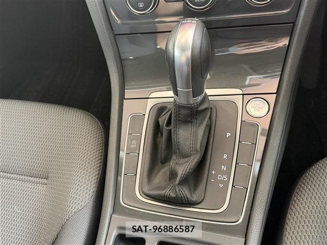VolksWagen GOLF 2018-12 8102694-14