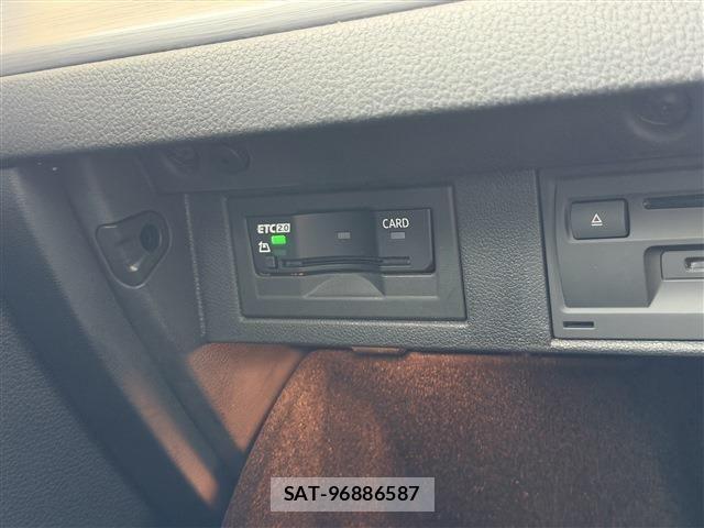 VolksWagen GOLF 2018-12 8102694-17