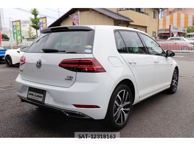VolksWagen GOLF 2019-02 8102687-5