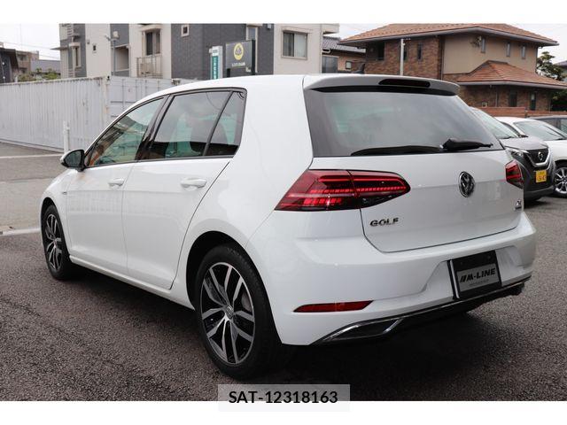 VolksWagen GOLF 2019-02 8102687-7