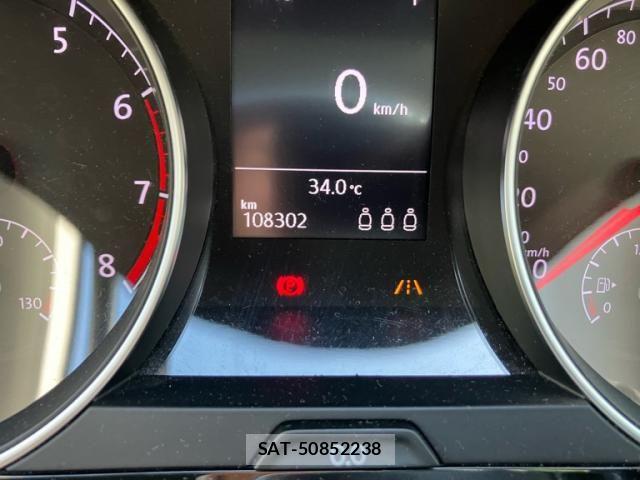 VolksWagen GOLF 2013-07 8102696-15