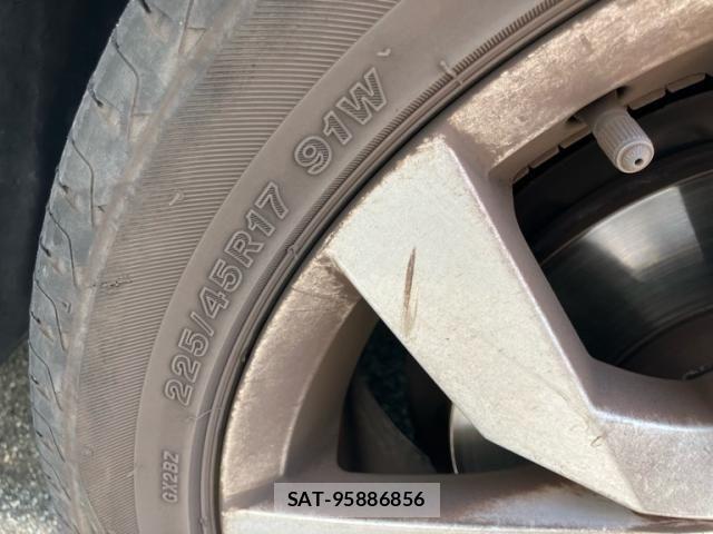 VolksWagen GOLF 2017-07 8132979-10