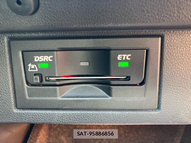 VolksWagen GOLF 2017-07 8132979-25