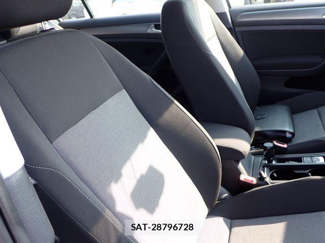 VolksWagen GOLF 2013-08 8159515-21