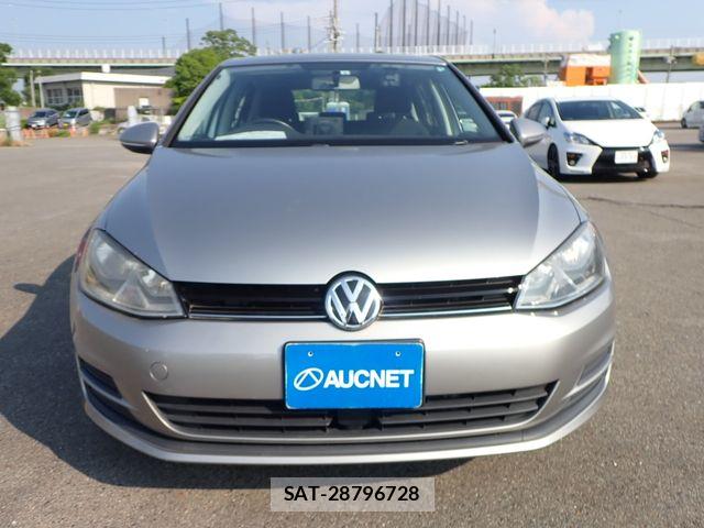 VolksWagen GOLF 2013-08 8159515-5