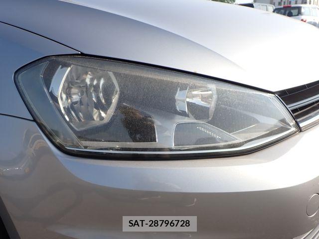 VolksWagen GOLF 2013-08 8159515-7