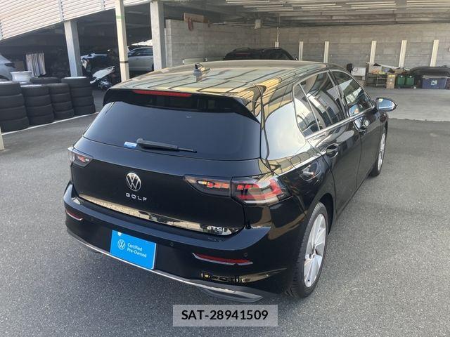 VolksWagen GOLF 2024-12 8211005-2