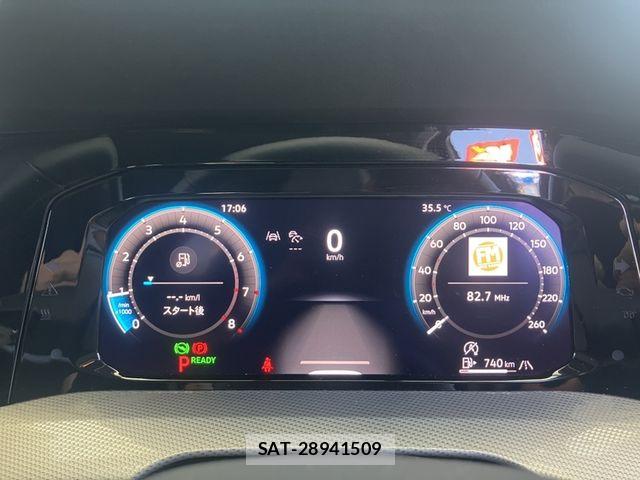VolksWagen GOLF 2024-12 8211005-6
