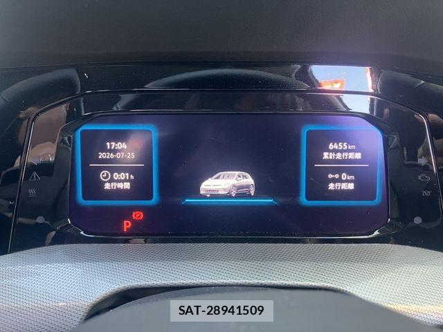 VolksWagen GOLF 2024-12 8211005-7