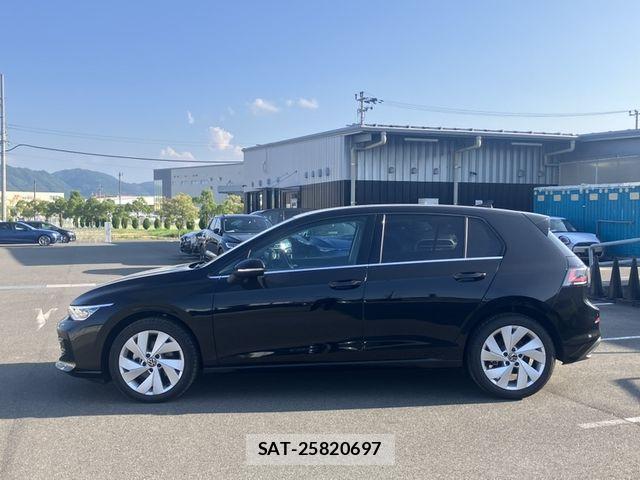 VolksWagen GOLF 2025-05 8211004-4