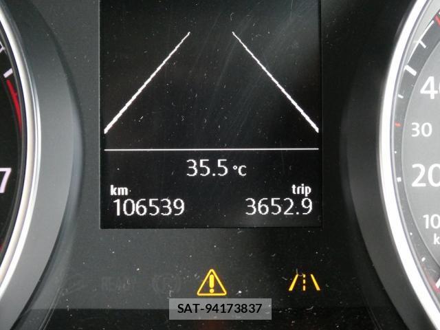 VolksWagen GOLF 2013-07 8232388-17