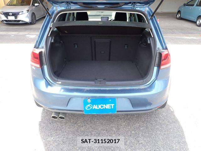 VolksWagen GOLF 2013-12 8232381-21