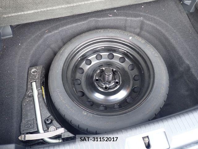 VolksWagen GOLF 2013-12 8232381-22