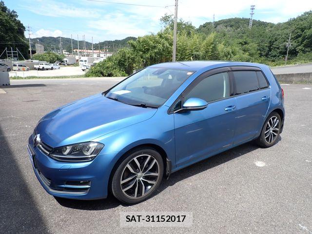 VolksWagen GOLF 2013-12 8232381-5