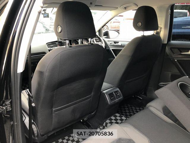 VolksWagen GOLF 2013-08 8318062-20
