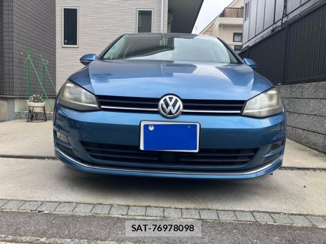 VolksWagen GOLF 2014-01 8318061-1