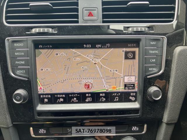 VolksWagen GOLF 2014-01 8318061-21