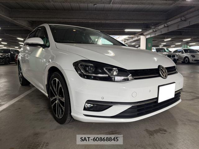 VolksWagen GOLF 2020-05 8318058-0