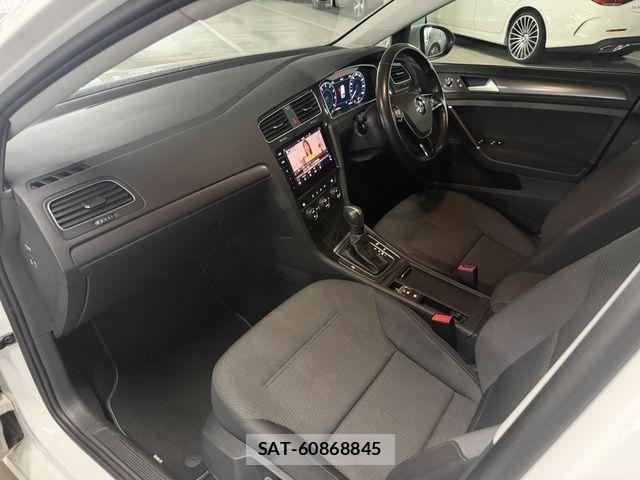 VolksWagen GOLF 2020-05 8318058-13