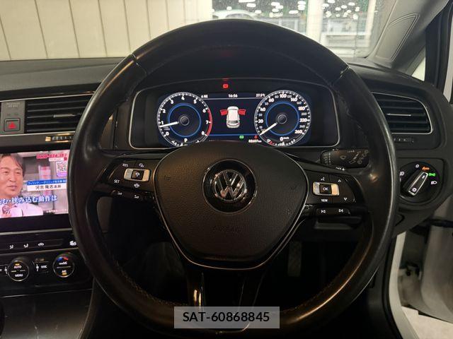 VolksWagen GOLF 2020-05 8318058-15