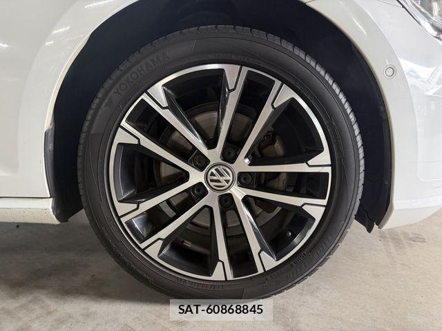 VolksWagen GOLF 2020-05 8318058-24